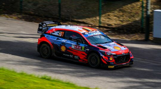 Thierry Neuville wins in Belgium